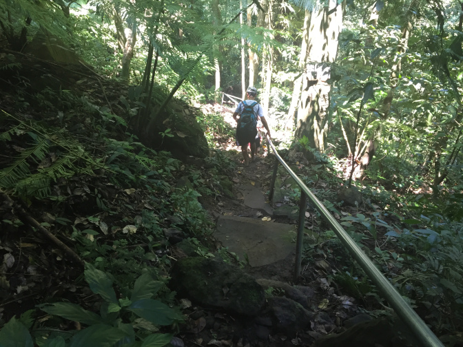  Kilangin falls steep trail